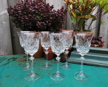 Kristallen wijnglazen nóg 4! met muizenbites ad rand Miekje beschikbaar voor biedingen