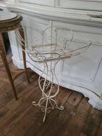 Nieuwe metalen planten standaard, Minder dan 30 cm, Nieuw, Ophalen of Verzenden, Jolandamonsieurs@gmail.com