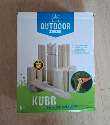 KUBB spel / speelgoed buiten beschikbaar voor biedingen