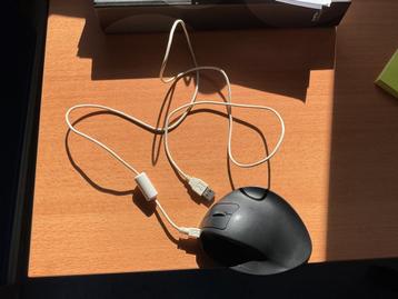 Arbo muis Handshoe mouse ergonomische muis  beschikbaar voor biedingen