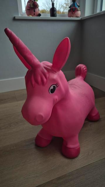 Opblaasbare Unicorn Springpaard beschikbaar voor biedingen