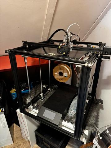 Ender 5 PLUS + GRATIS beschikbaar voor biedingen