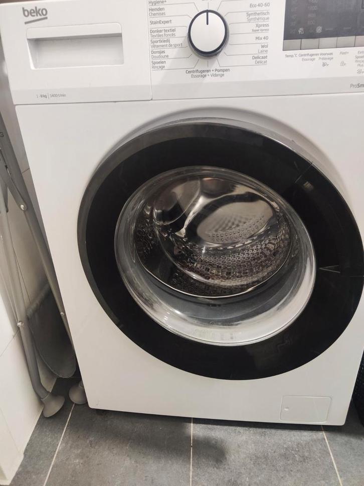 Beko Wasmachine 8kg - Excellent condition, Witgoed en Apparatuur, Wasmachines, Zo goed als nieuw, Voorlader, 8 tot 10 kg, 85 tot 90 cm
