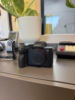 Sony a7 IV + Cage + V90 SD Kaart, Audio, Tv en Foto, Fotocamera's Digitaal, Ophalen, Spiegelreflex, Zo goed als nieuw, Sony