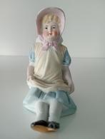 Oud biscuit beeldje ca.11x11x7cm, Antiek en Kunst, Antiek | Porselein, Ophalen