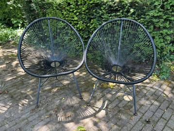 2 draadstoelen - tuinstoelen - hangstoelen - loungestoel beschikbaar voor biedingen