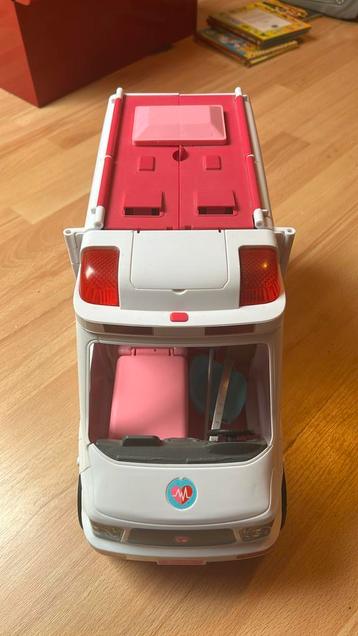 Barbie Ambulance beschikbaar voor biedingen