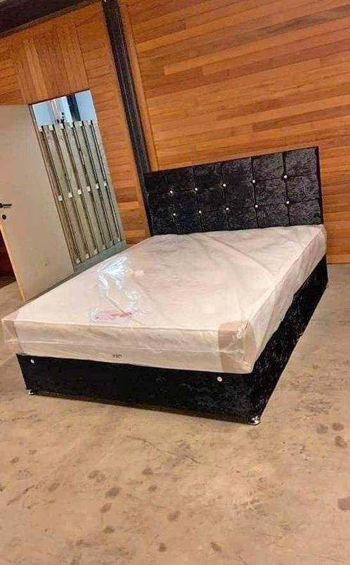 Luxe Panel Line bed met matras te koop  Verkrijgbaar in alle, Huis en Inrichting, Slaapkamer | Beddengoed, Nieuw, Ophalen of Verzenden