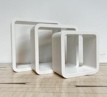 Set van 3 kubusvormige wandkastjes, 1990’s beschikbaar voor biedingen