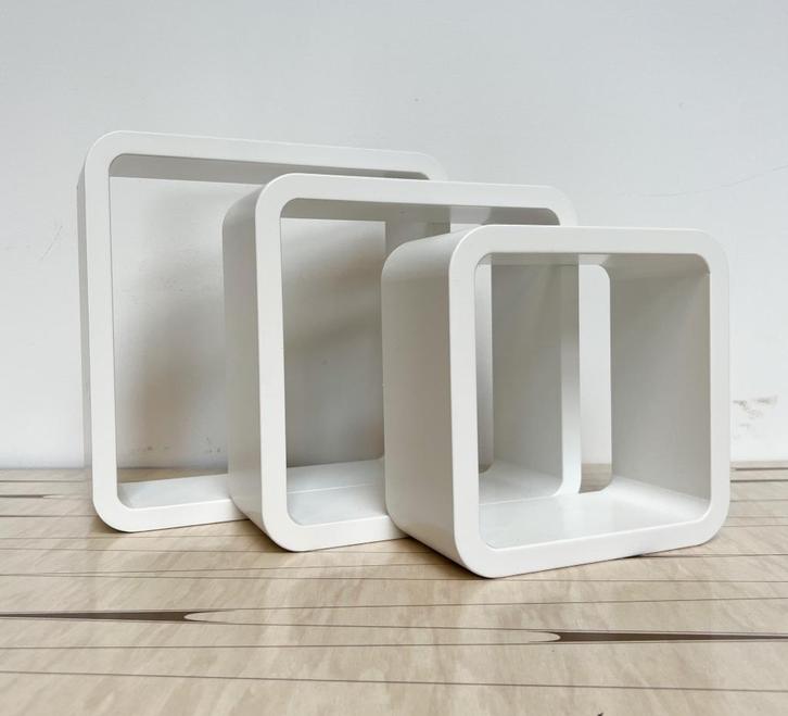 Set van 3 kubusvormige wandkastjes, 1990’s, Huis en Inrichting, Kasten | Wandmeubels, Zo goed als nieuw, Minder dan 100 cm, Minder dan 150 cm