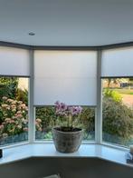 Beige/zandkleurige rolgordijnen, 5 jaar oud25 euro per stuk, Huis en Inrichting, Stoffering | Gordijnen en Lamellen, Ophalen of Verzenden