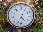 landelijke ronde wandklok, Ophalen of Verzenden, Zo goed als nieuw, Analoog, Wandklok