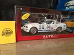 1:18 Ford Mustang FR500C, Hobby en Vrije tijd, Modelauto's | 1:18, F, Auto, Autoart, Nieuw