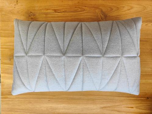 Bloomingville sierkussen woonaccessoires VT Wonen bankkussen, Huis en Inrichting, Woonaccessoires | Kussens, Nieuw, Grijs, Rechthoekig
