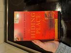 Corrie ten Boom - The hiding place [English], Ophalen of Verzenden, Gelezen