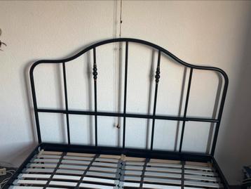 IKEA bedframe met lattenbodem 200x160cm - afbeelding 7