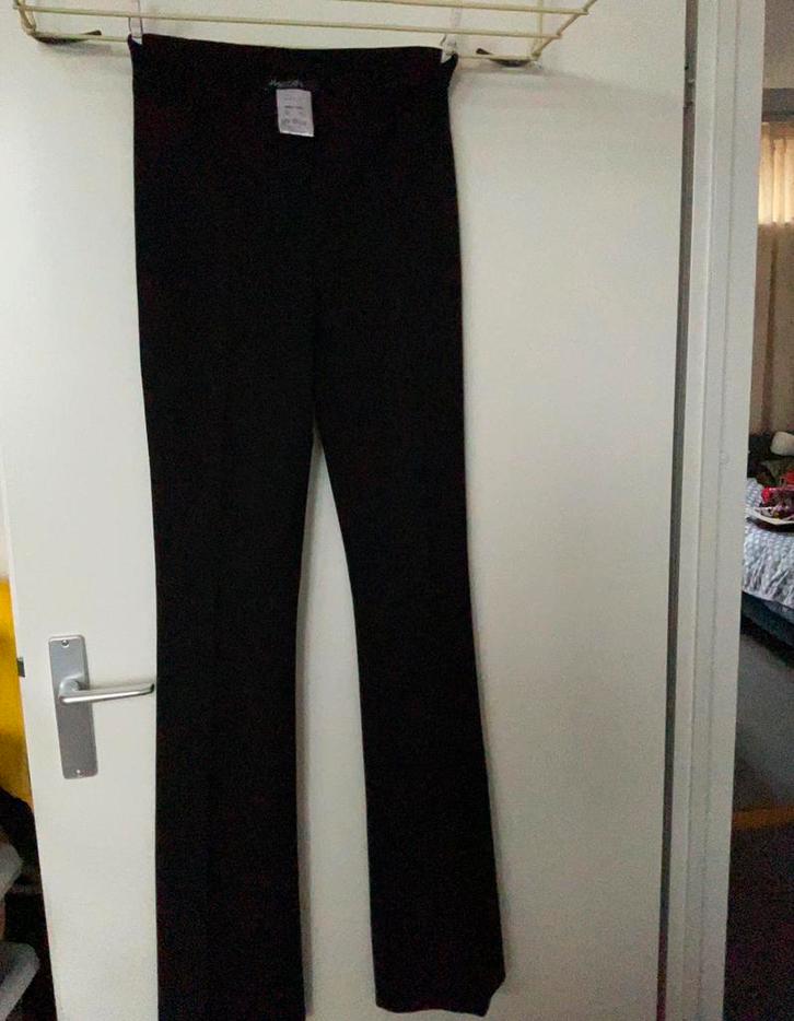 Marc Cain broek N3  M38 NIEUW, Kleding | Dames, Broeken en Pantalons, Nieuw, Zwart, Lang, Ophalen of Verzenden