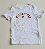 NIKE t-shirt THE NIKE TEE wit 122-128 (XS) ZGAN, Meisje, Ophalen of Verzenden, Zo goed als nieuw, Shirt of Longsleeve