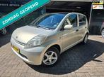 Daihatsu Sirion 2 1.0-12V Trend | 12MND GARANTIE | AIRCO | E, Auto's, Daihatsu, Voorwielaandrijving, Stof, Gebruikt, 750 kg