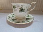 Ivy Duchess bone china england, Ophalen of Verzenden, Gebruikt, Porselein, Kop en/of schotel