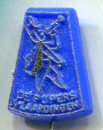 De Pijpers Vlaardingen goud op blauw plastic speldje( V_139), Verzamelen, Verzenden, Zo goed als nieuw, Merk, Speldje of Pin