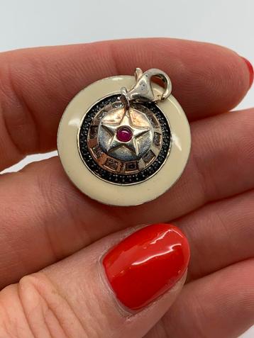 X438 Prachtige zilveren Thomas Sabo charm hanger beschikbaar voor biedingen