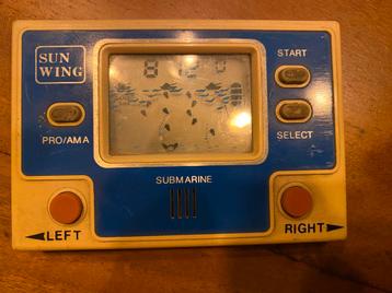 Vintage Sun Wing Submarine Handheld Game beschikbaar voor biedingen