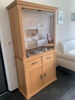 Blank houten kast met vitrine deuren, Ophalen, Zo goed als nieuw, 150 tot 200 cm, 25 tot 50 cm