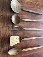 Zwaar messing keukenspullen, Ophalen