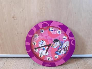 Diddl klok beschikbaar voor biedingen