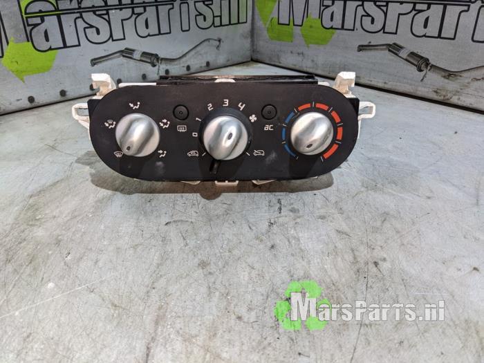 Kachel Bedieningspaneel van een Renault Twingo, Gebruikt, -, Renault, -