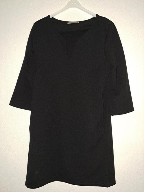 zwarte g.ricceri jurk maat L, Kleding | Dames, Jurken, Zo goed als nieuw, Maat 42/44 (L), Zwart, Knielengte, Ophalen of Verzenden