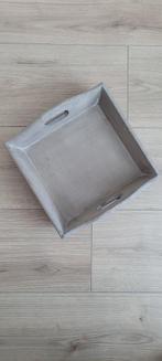 Set 2 dienbladen, Huis en Inrichting, Woonaccessoires | Dienbladen, Ophalen of Verzenden, Zo goed als nieuw, Vierkant, Hout