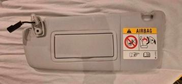 Opel Adam linker zonneklep met verlichting (GM13427028) beschikbaar voor biedingen