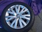 4 Dunlop winterbanden op stalen velgen met VW wieldoppen, Auto diversen, Wieldoppen, Ophalen, Gebruikt