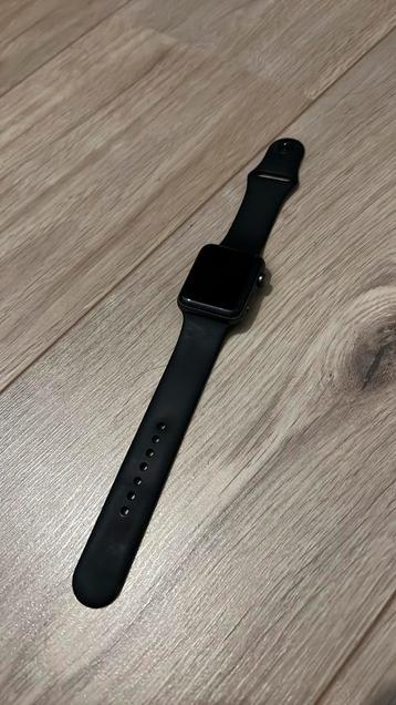 Apple Watch Series 2 - 42mm beschikbaar voor biedingen