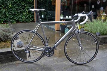 Felt F1 XL Ultegra R8000 Full Carbon klimfiets 6.8kg beschikbaar voor biedingen
