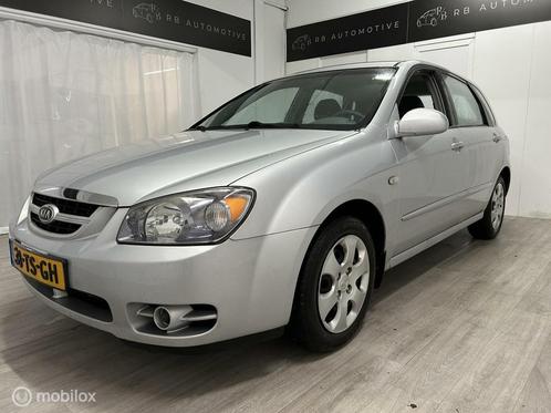 Kia Cerato 1.6-16V M-bition AIRCO/TREKHAAK/APK/MOOIE AUTO, Auto's, Kia, Bedrijf, Te koop, Cerato, ABS, Airbags, Airconditioning