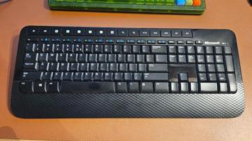 Microsoft keyboard 2000 draadloos beschikbaar voor biedingen