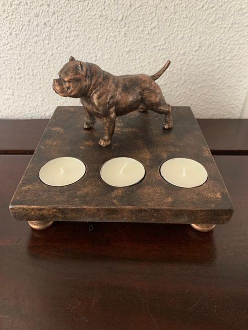 Buldog op gedenkplateau in de kleuren brons, zilver, zwart, Dieren en Toebehoren, Honden-accessoires, Nieuw, Ophalen of Verzenden