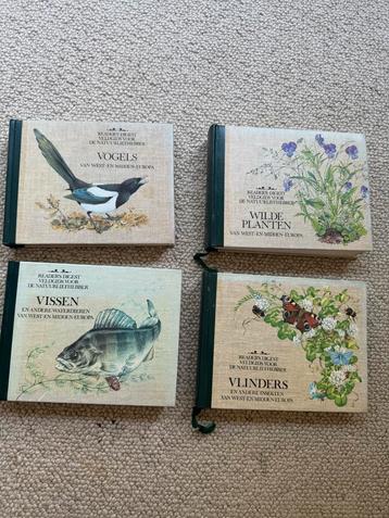 Reader's Digest Natuurgidsen Set beschikbaar voor biedingen