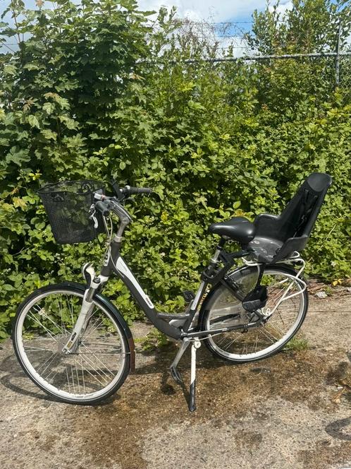 Fiets met kinderzitje, Fietsen en Brommers, Fietsen | Dames | Moederfietsen, Overige merken, Mandje, Ophalen of Verzenden