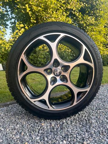 19 inch Alfa Romeo Tonale Origineel Winterbanden Bidgestone beschikbaar voor biedingen