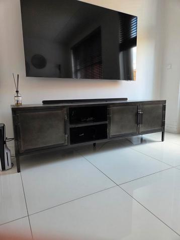 Tv meubel Carpino 180 cm zwart beschikbaar voor biedingen