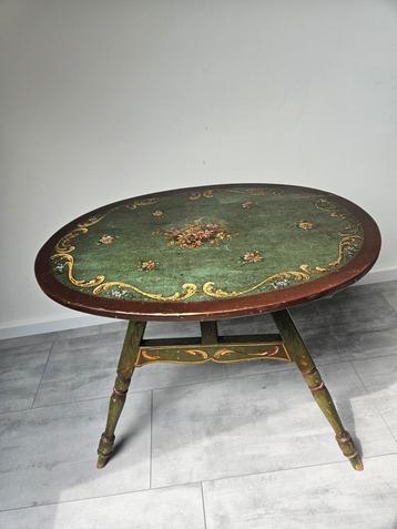 Antiek vintage opklap tafeltje beschikbaar voor biedingen