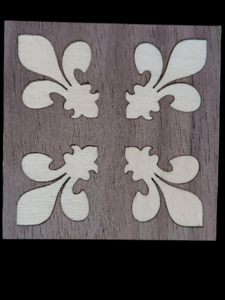 Fineer hout. Marquetry, Hobby en Vrije tijd, Overige Hobby en Vrije tijd, Zo goed als nieuw, Ophalen of Verzenden