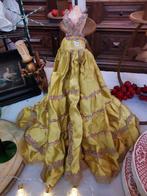 Antieke halfdoll jurk gemaakt v prachtige oude stof  Miekje, Ophalen of Verzenden