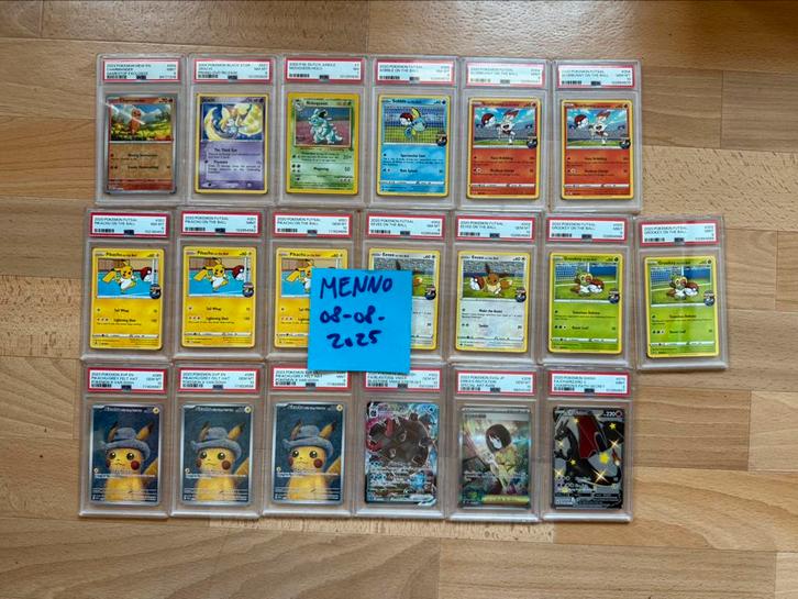 Slabs psa 10 grey felt hat pikachu, eevee, charizard, Hobby en Vrije tijd, Verzamelkaartspellen | Pokémon, Zo goed als nieuw, Losse kaart
