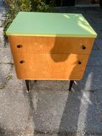 Mid century vintage kastje, Huis en Inrichting, Slaapkamer | Nachtkastjes, Ophalen, Zo goed als nieuw