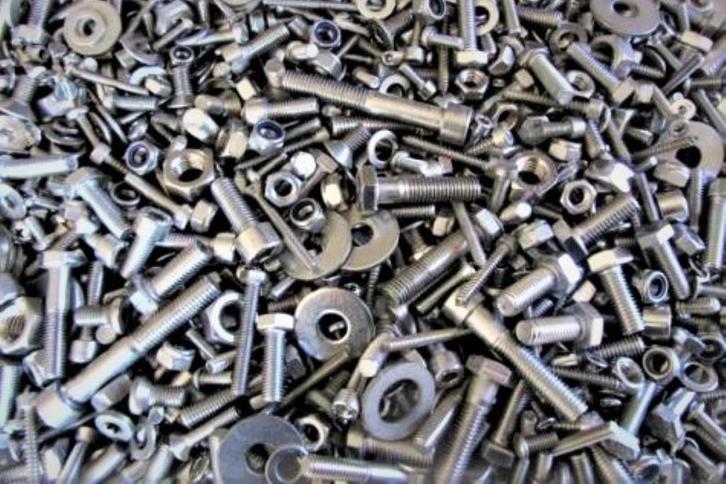 Groot assortiment ijzerwaren, Auto diversen, Autogereedschap, Nieuw, Ophalen